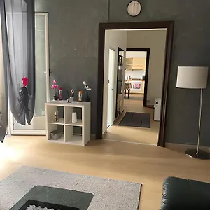  Apartamento Dalla Laretta Di Fronte Acquario Di Italia